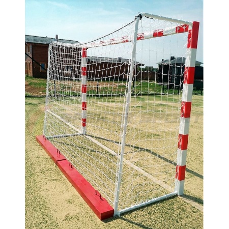 Купить Ворота мини-футбольные без сетки 2х3х1 м. (добровольный серт.) с накидным противовесом 50 кг в Инте 